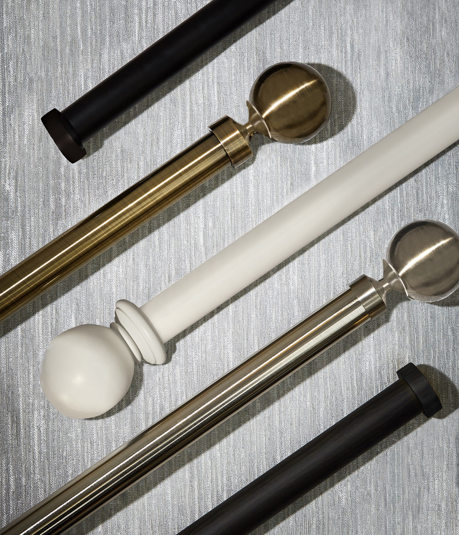 HIL-ROMAN&CURTAIN ACC 2019-Metal Poles-RT.jpg