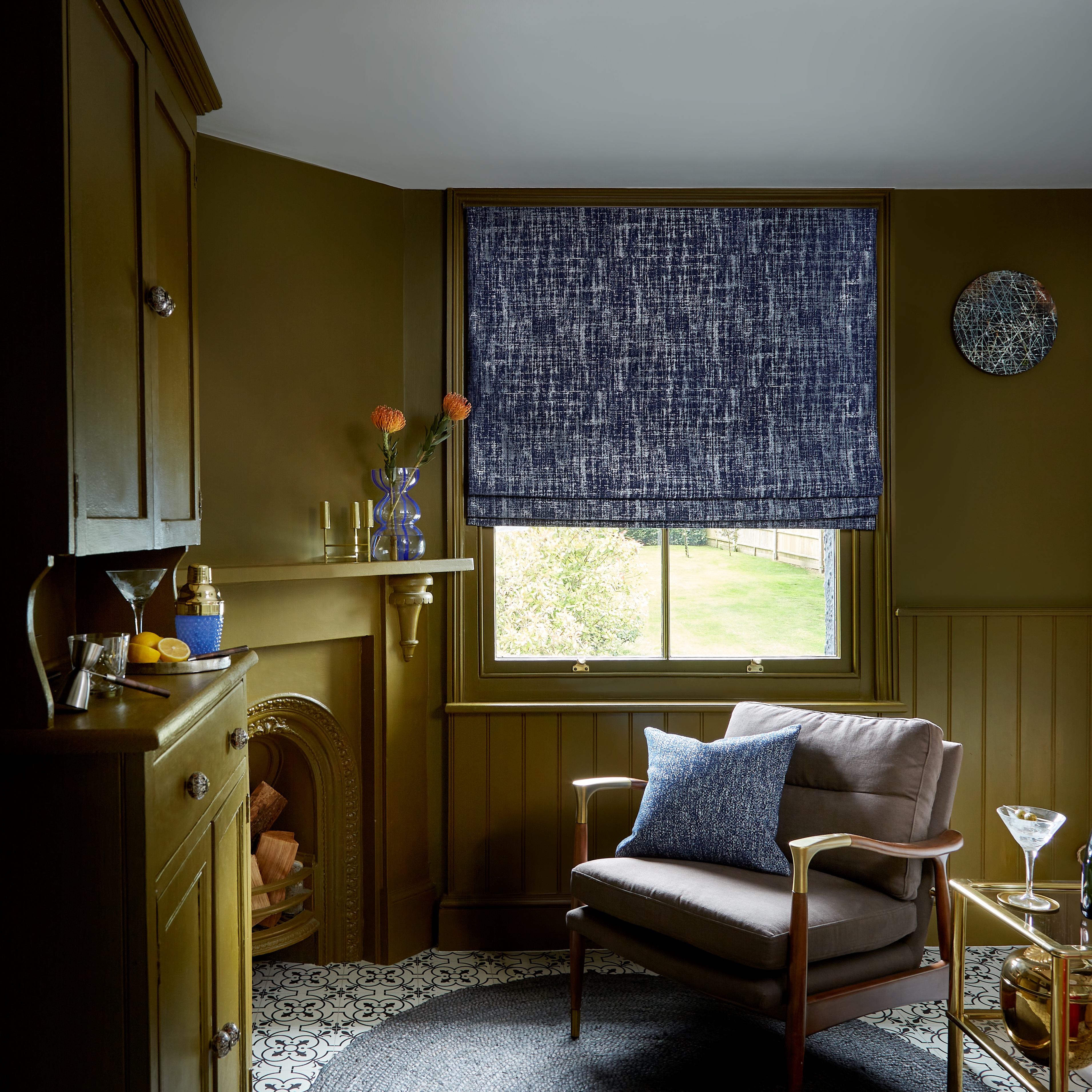 ARENA-24-ROMAN-BLIND-BRYONY-OCEAN-PORTRAIT-01.jpg